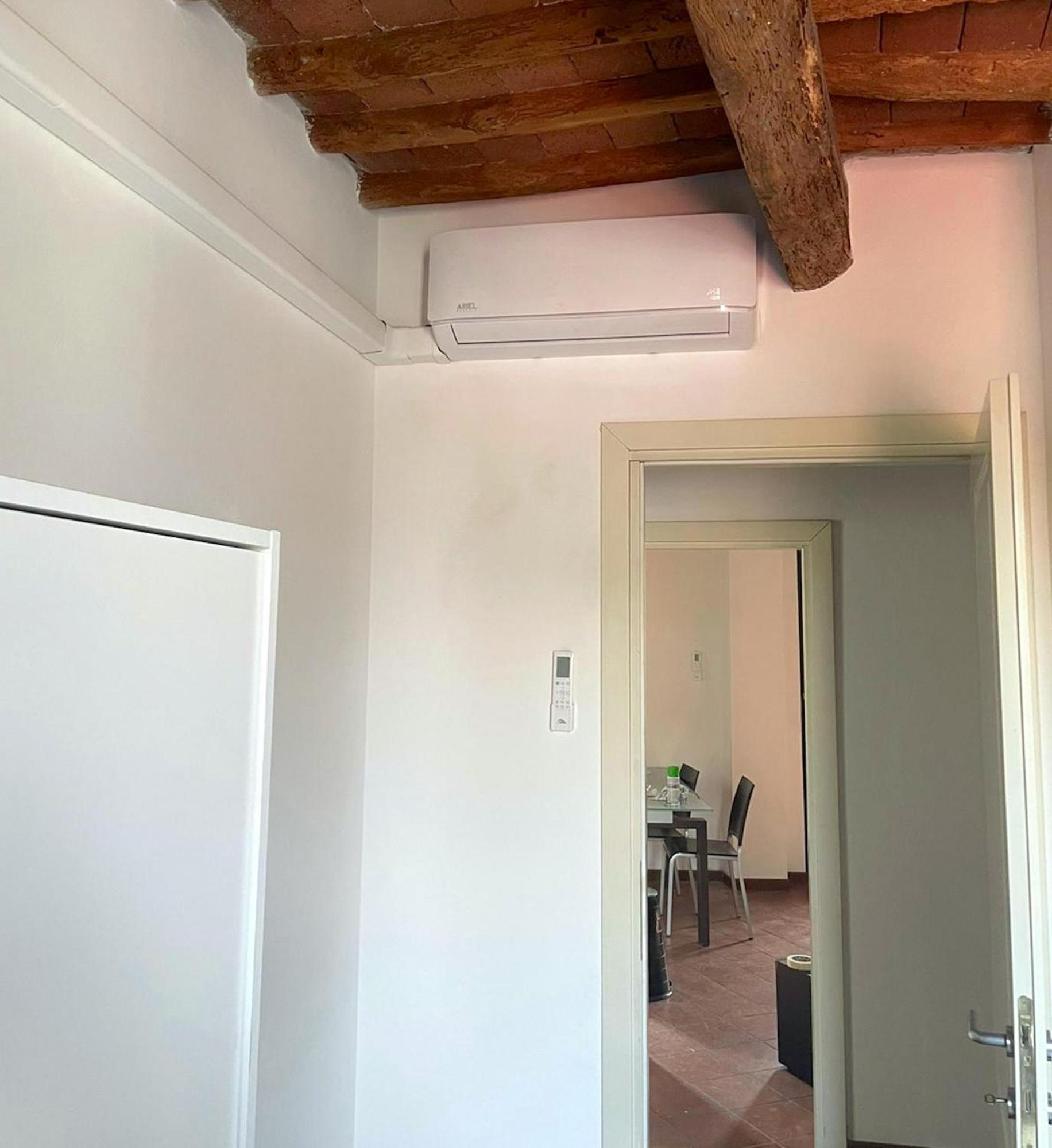 Serena Apartment, Cosy Close Center Town Lucca Bagian luar foto